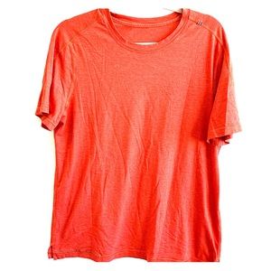 Lululemon Orange/Red Athletic T-shirt Mens Size: M